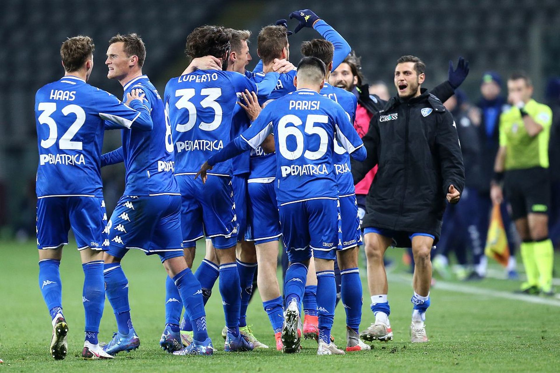 极可能构成 极可能构成